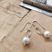 Earrings | Free Form Pearl Links 